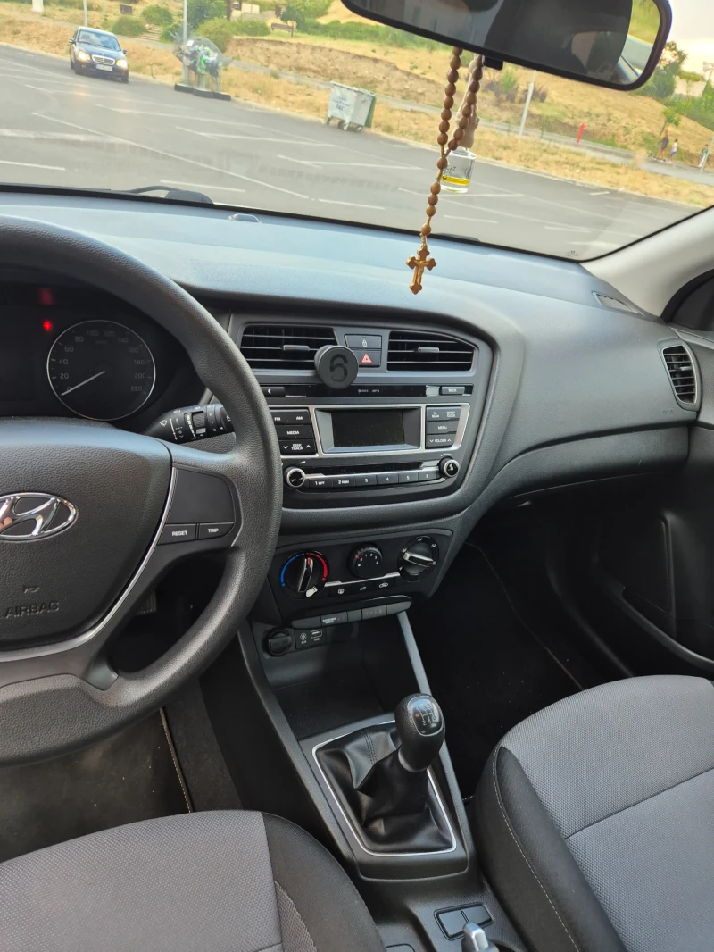 Hyundai I20, снимка 8 - Автомобили и джипове - 49212550