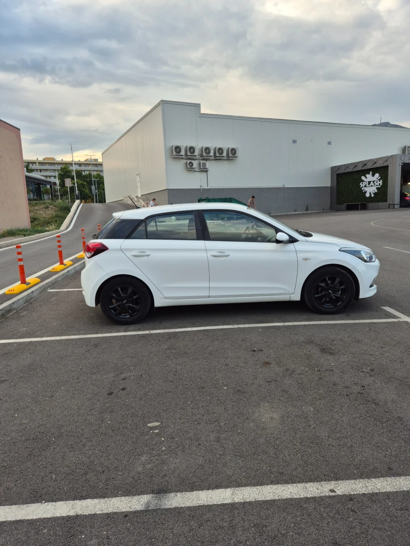 Hyundai I20, снимка 5 - Автомобили и джипове - 49212550