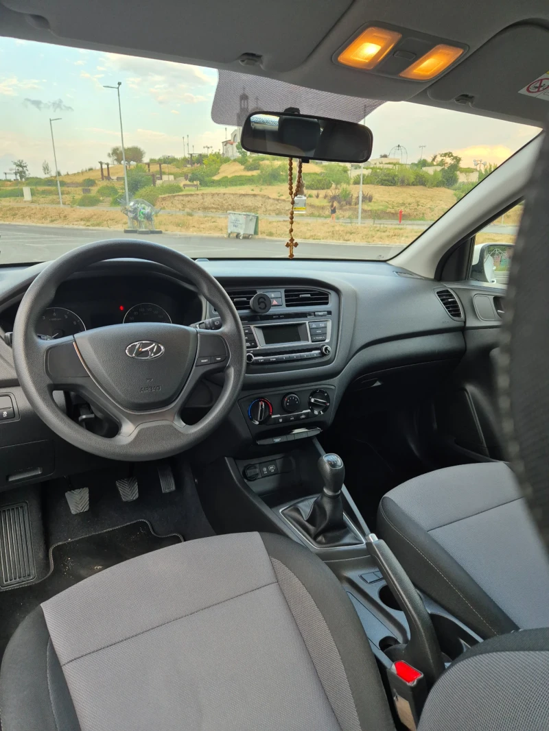 Hyundai I20, снимка 9 - Автомобили и джипове - 49212550