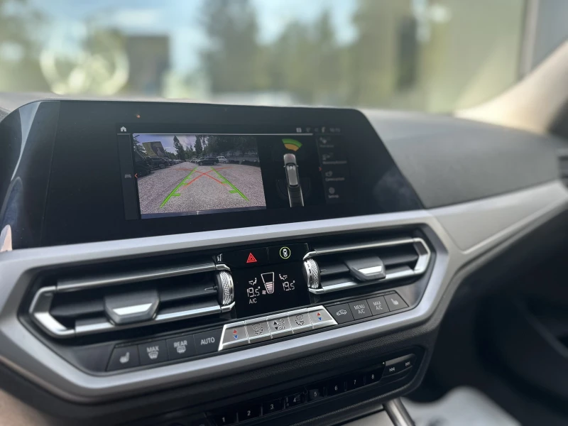 BMW 320 xDrive M Sport /CAMERA/NAVI, снимка 8 - Автомобили и джипове - 51264382