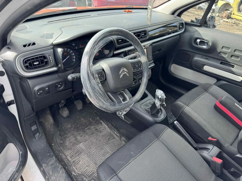 Citroen C3 1.2 Puretech 83, 2024 г., снимка 6 - Автомобили и джипове - 52403944