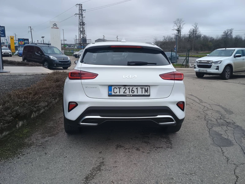 Kia XCeed EXECUTIVE, снимка 5 - Автомобили и джипове - 52738247