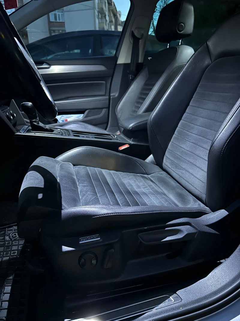 VW Passat 2.0 TDI 150hp 05.2019, LED , КОЖА , НАВИ, снимка 14 - Автомобили и джипове - 52749140