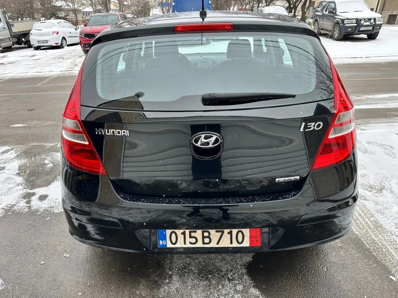 Hyundai I30 1.6 CRDI, снимка 6 - Автомобили и джипове - 53155136