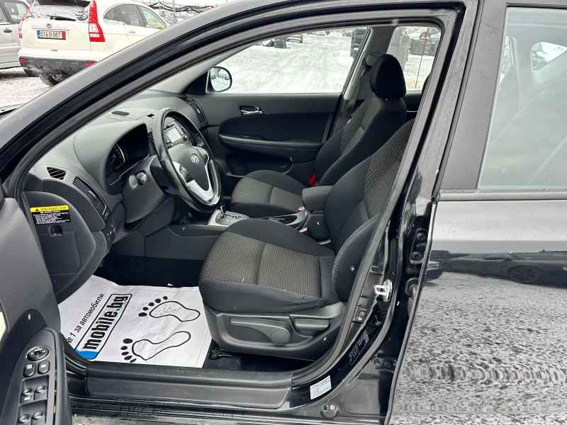 Hyundai I30 1.6 CRDI, снимка 9 - Автомобили и джипове - 53155136