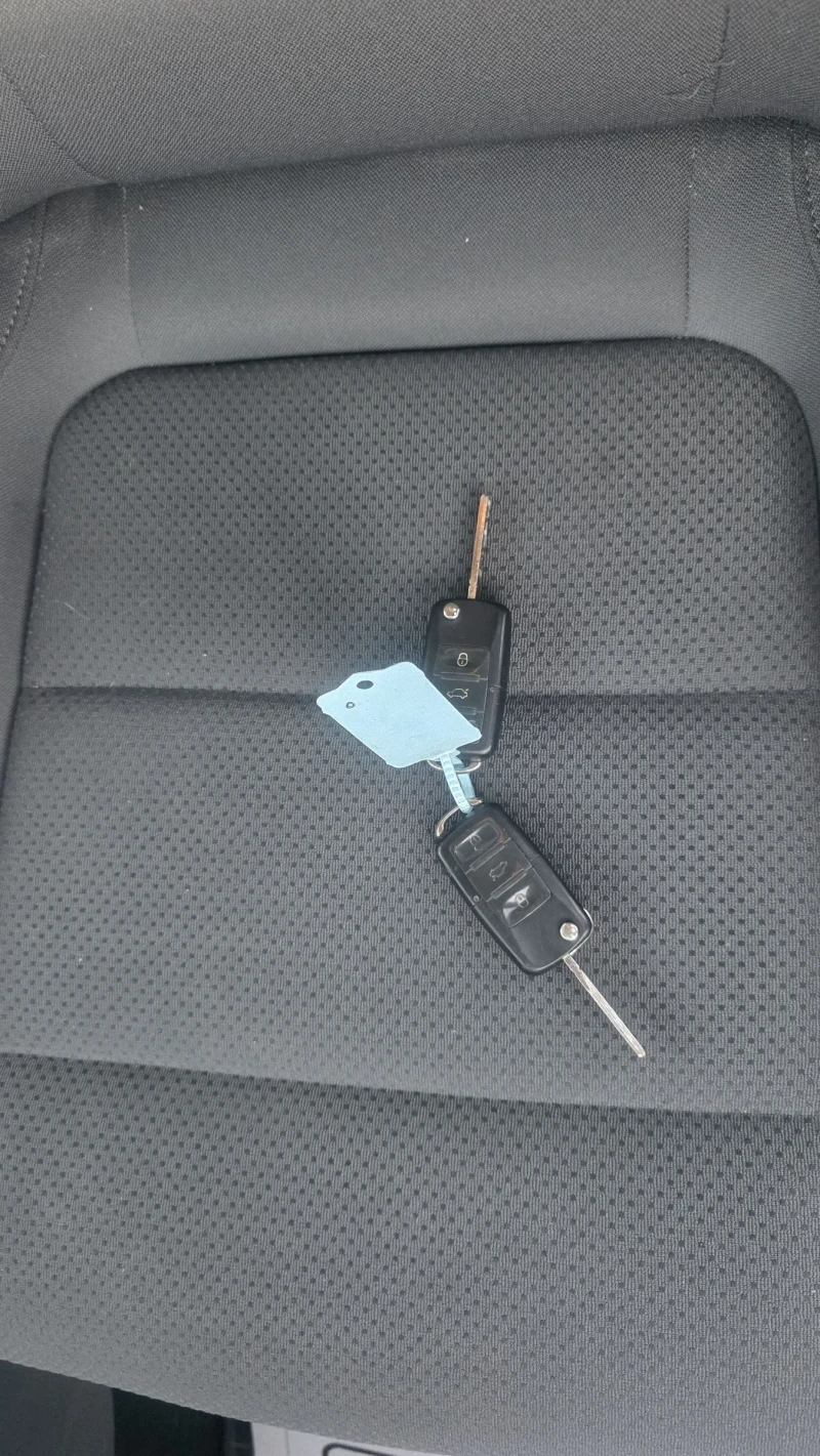 VW Golf Plus 1.9 TDI 105k.s, снимка 9 - Автомобили и джипове - 53168656