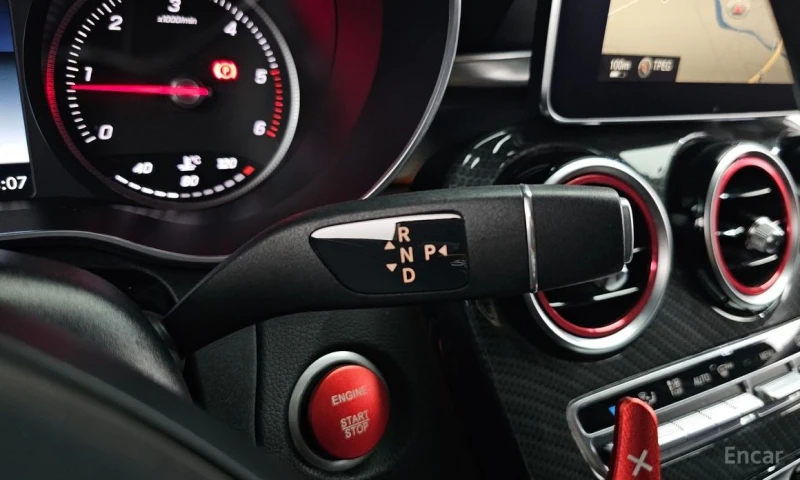 Mercedes-Benz C 220, снимка 9 - Автомобили и джипове - 53192024