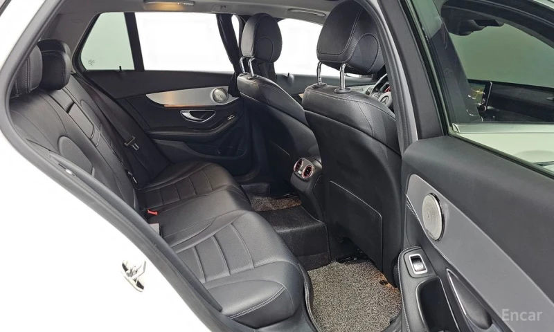Mercedes-Benz C 220, снимка 12 - Автомобили и джипове - 53192024