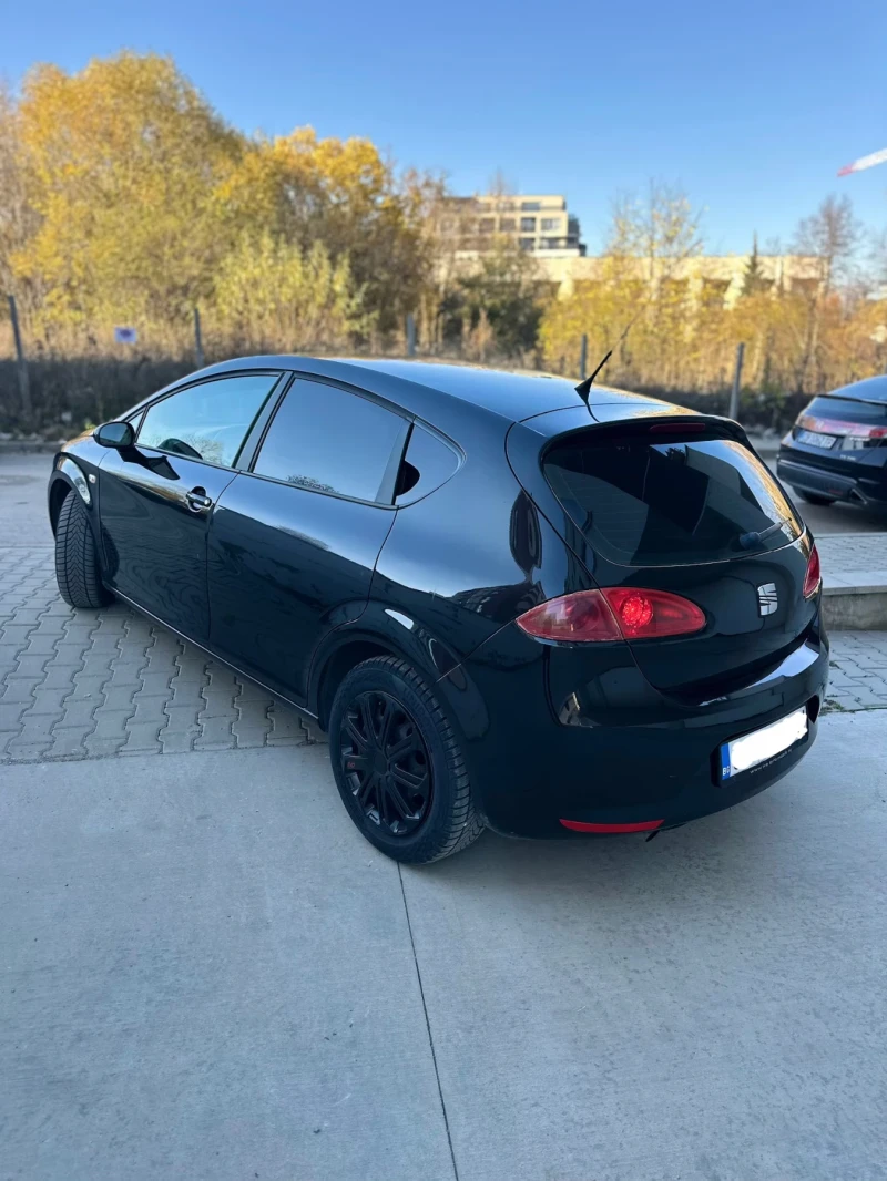 Seat Leon 1.6, снимка 3 - Автомобили и джипове - 53521568