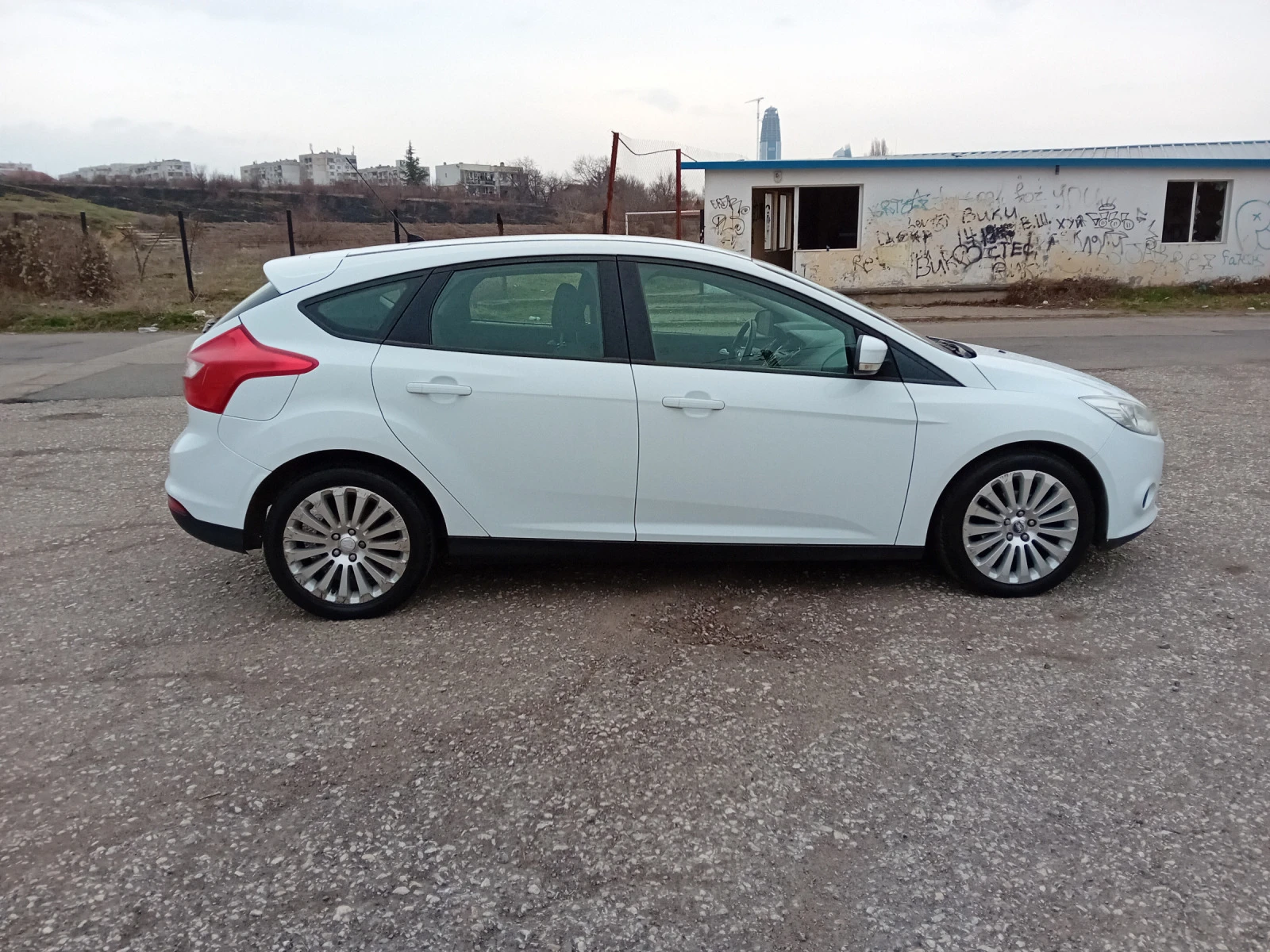 Ford Focus 1.6 TDCI 17-КИ ДЖАНТИ Бартер  - изображение 8