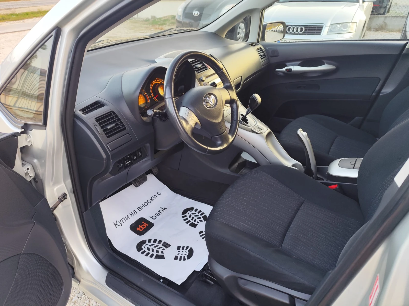 Toyota Auris 1.4   | Mobile.bg   12