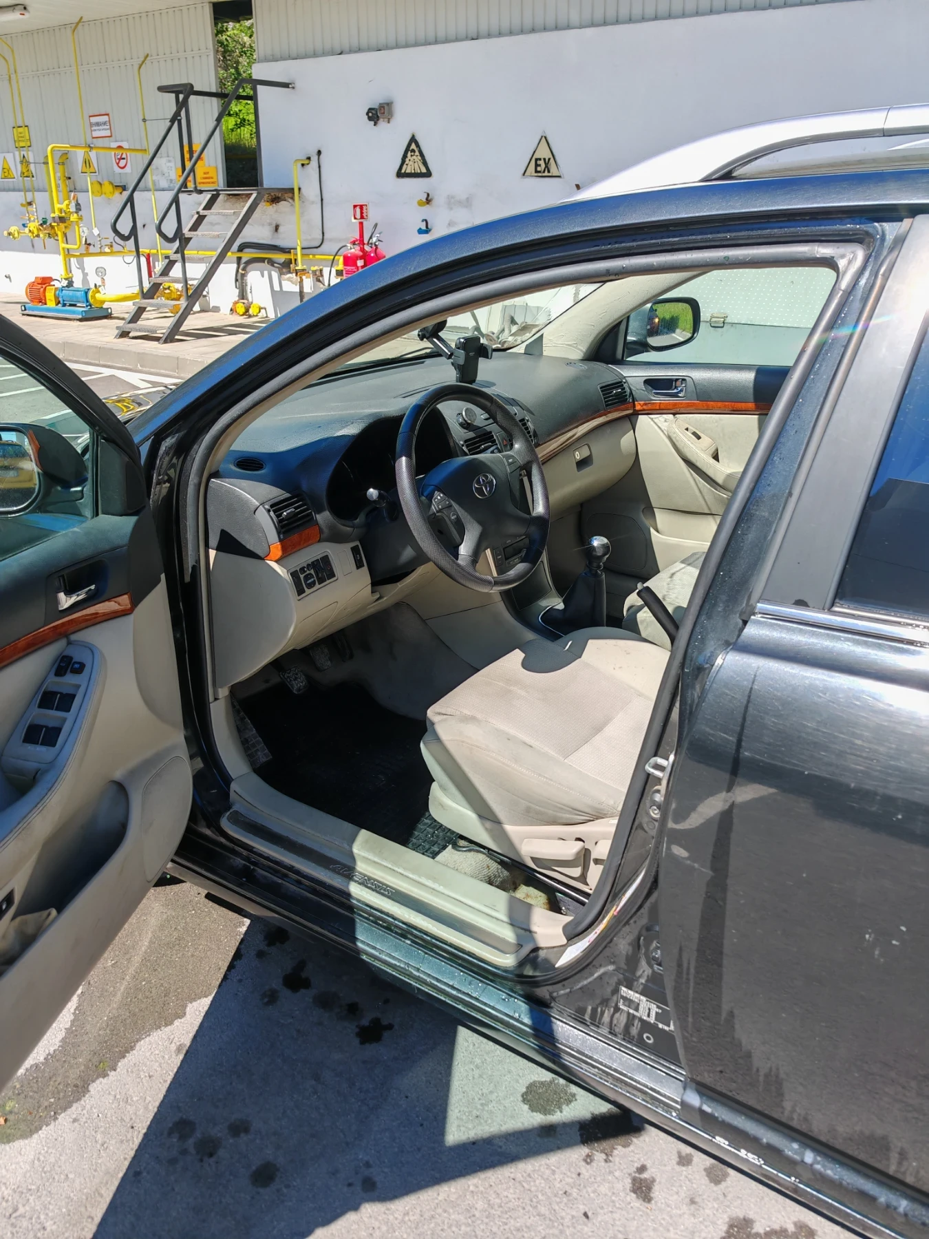 Toyota Avensis T25 2.2D4D - изображение 7
