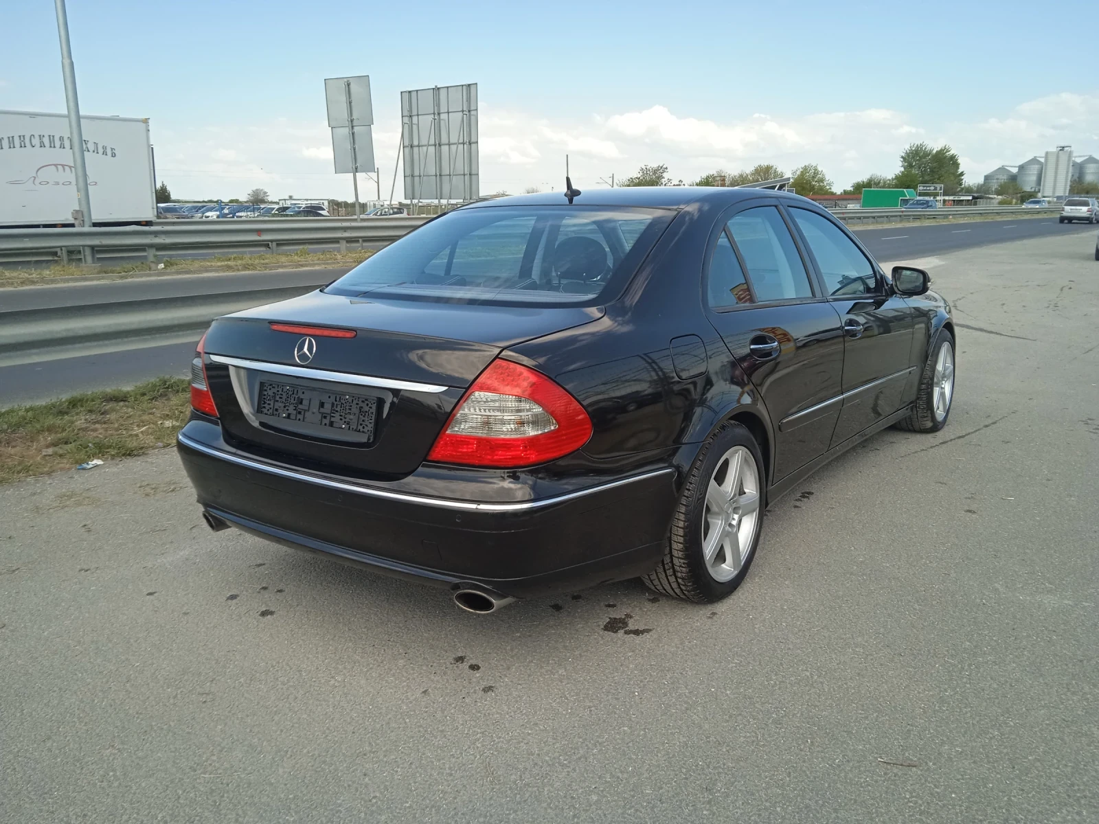 Mercedes-Benz E 200 Авангард - изображение 4