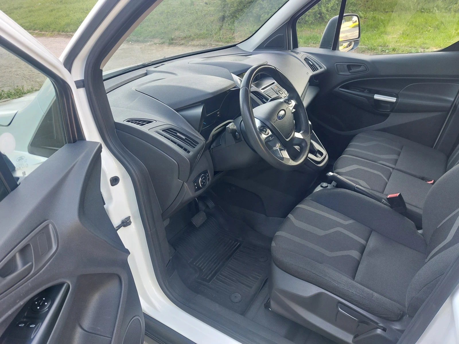 Ford Connect 1.5d, 120ks, AUTOMATIK - изображение 9