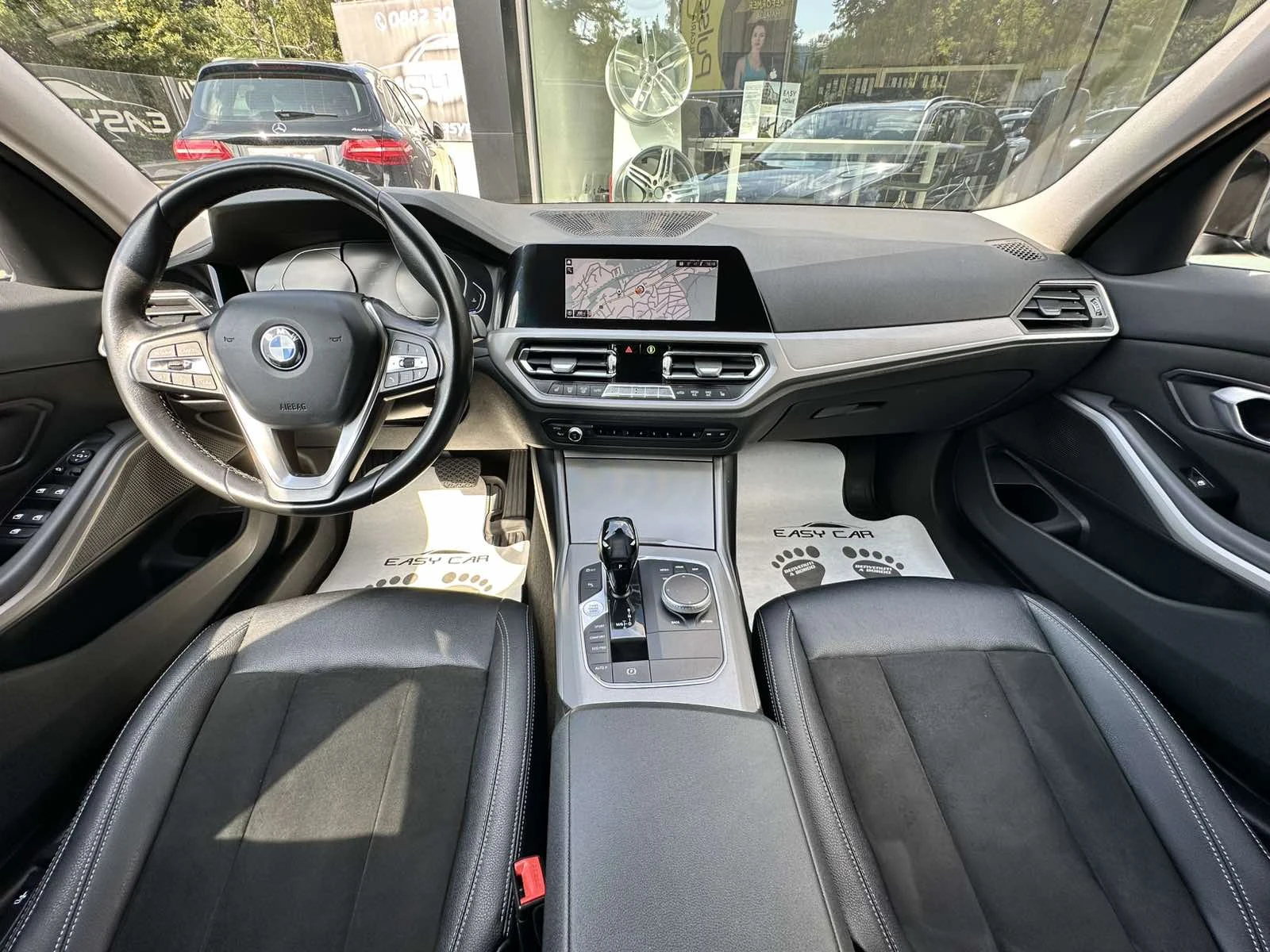 BMW 320 xDrive M Sport /CAMERA/NAVI - изображение 10
