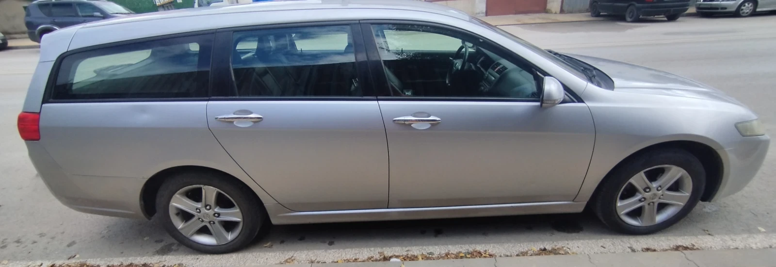 Honda Accord 2.0i Tourer Sport - изображение 3