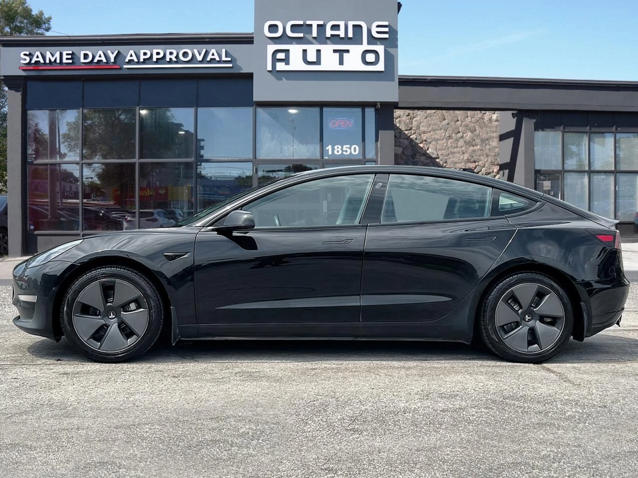 Tesla Model 3 Standard Plus - изображение 3