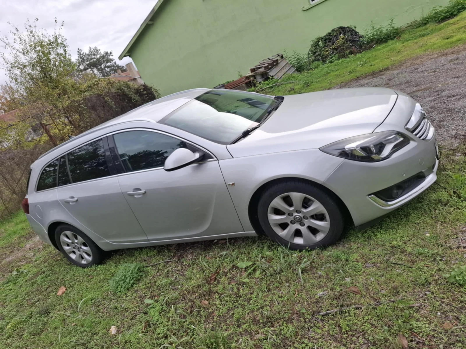 Opel Insignia SPORTS TOURER - изображение 2