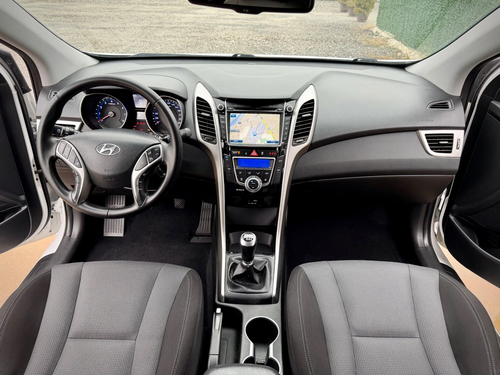 Hyundai I30 1.4 MPI* FACELIFT* NAVI* CAMERA* LED | Mobile.bg   9