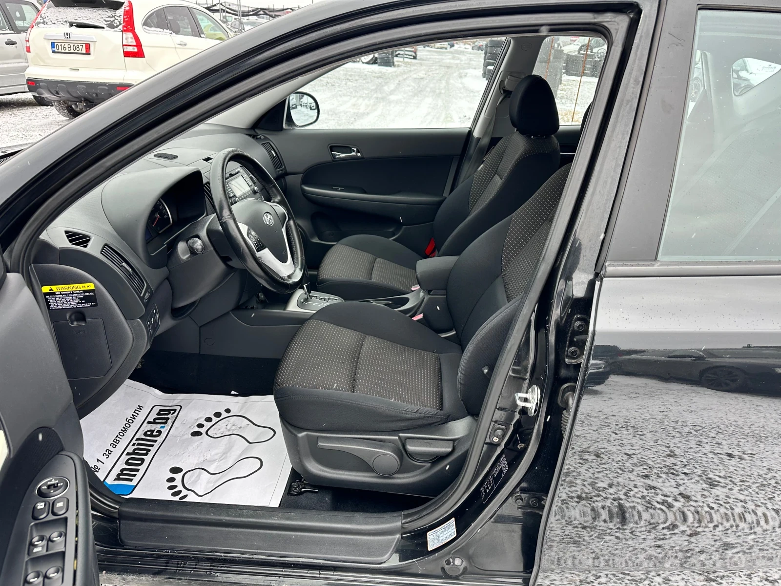 Hyundai I30 1.6 CRDI - изображение 9