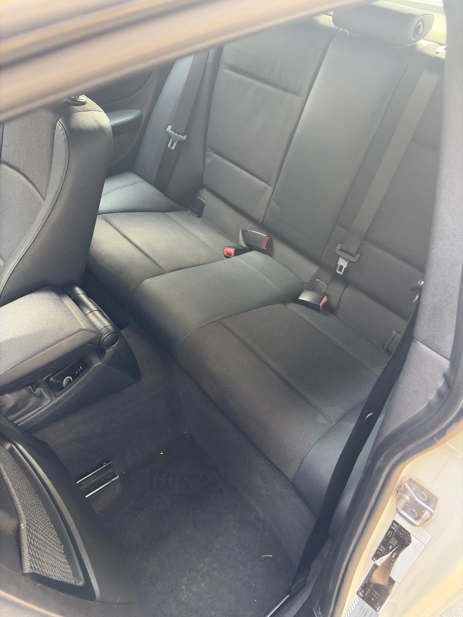 BMW 120 118d 143к.c., снимка 10 - Автомобили и джипове - 53778935