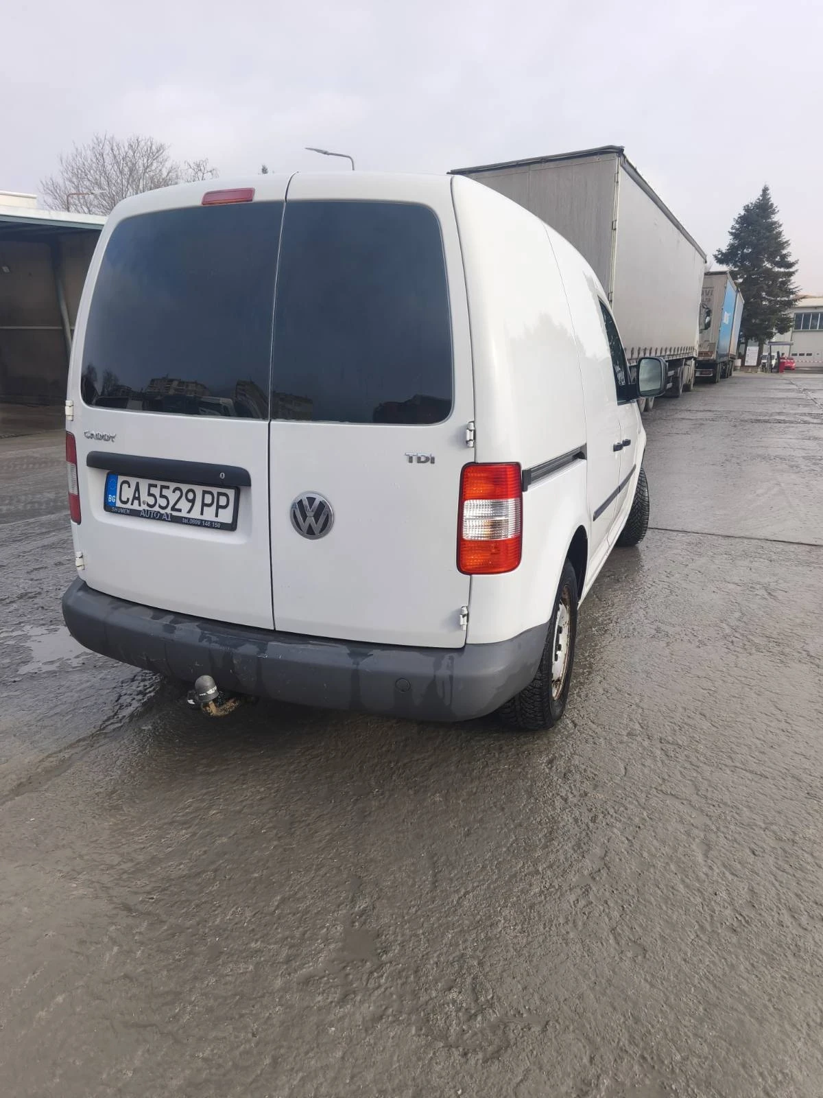VW Caddy 1.9, 105 кс, снимка 3 - Автомобили и джипове - 53872515