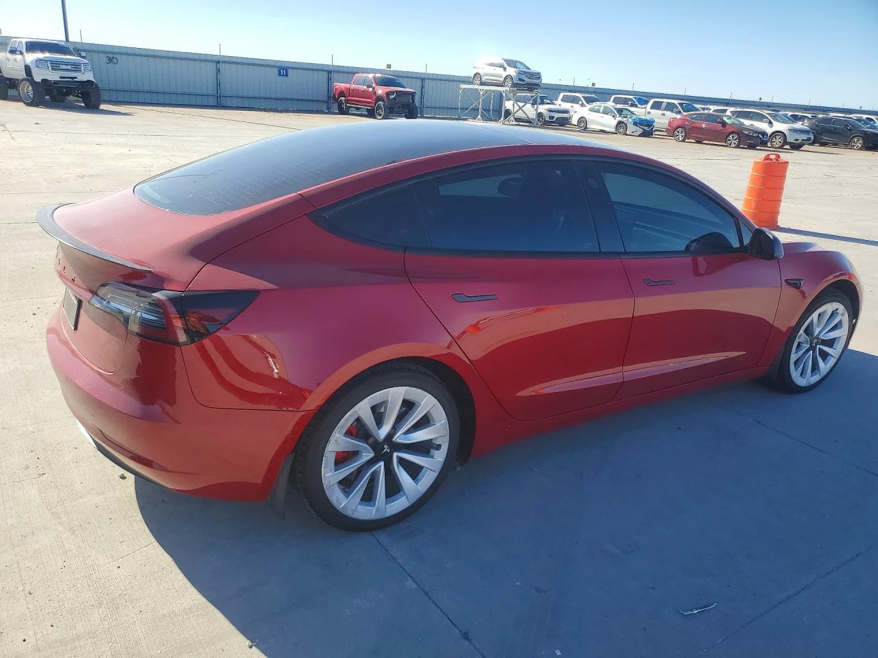 Tesla Model 3 * AWD* KEYLESS* ПАНО* КАМЕРА* 360* , снимка 5 - Автомобили и джипове - 53977979