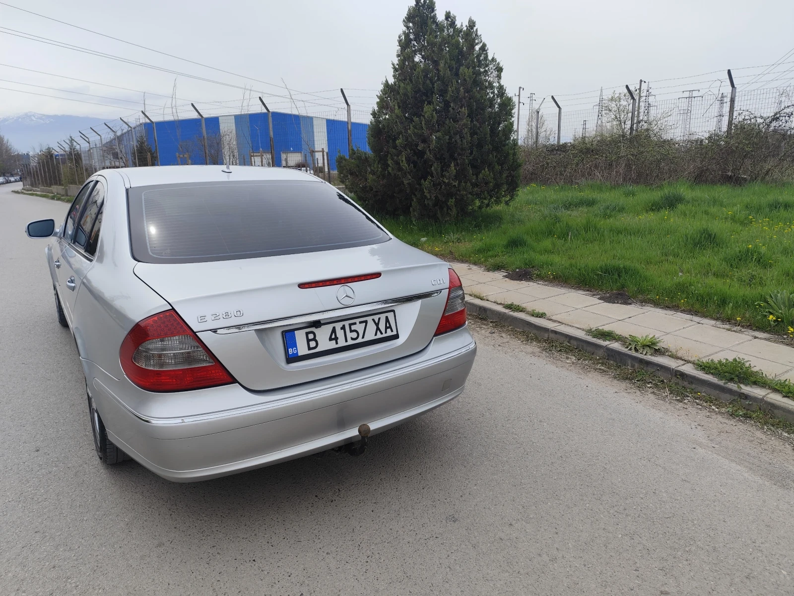 Mercedes-Benz E 280, снимка 3 - Автомобили и джипове - 54757437
