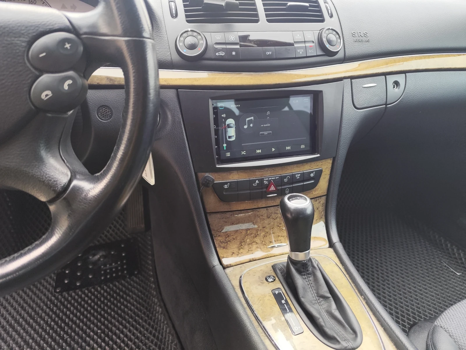 Mercedes-Benz E 280, снимка 7 - Автомобили и джипове - 54757437