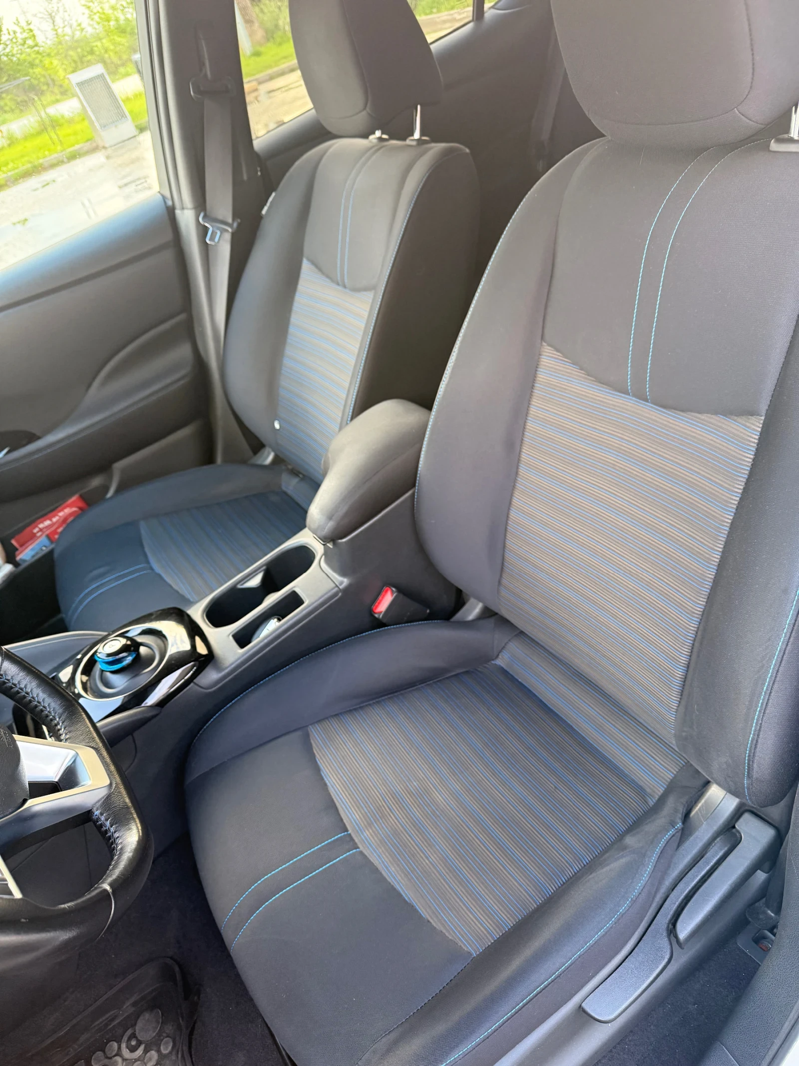 Nissan Leaf  117350км/ 40kwh / каско, снимка 9 - Автомобили и джипове - 54511839