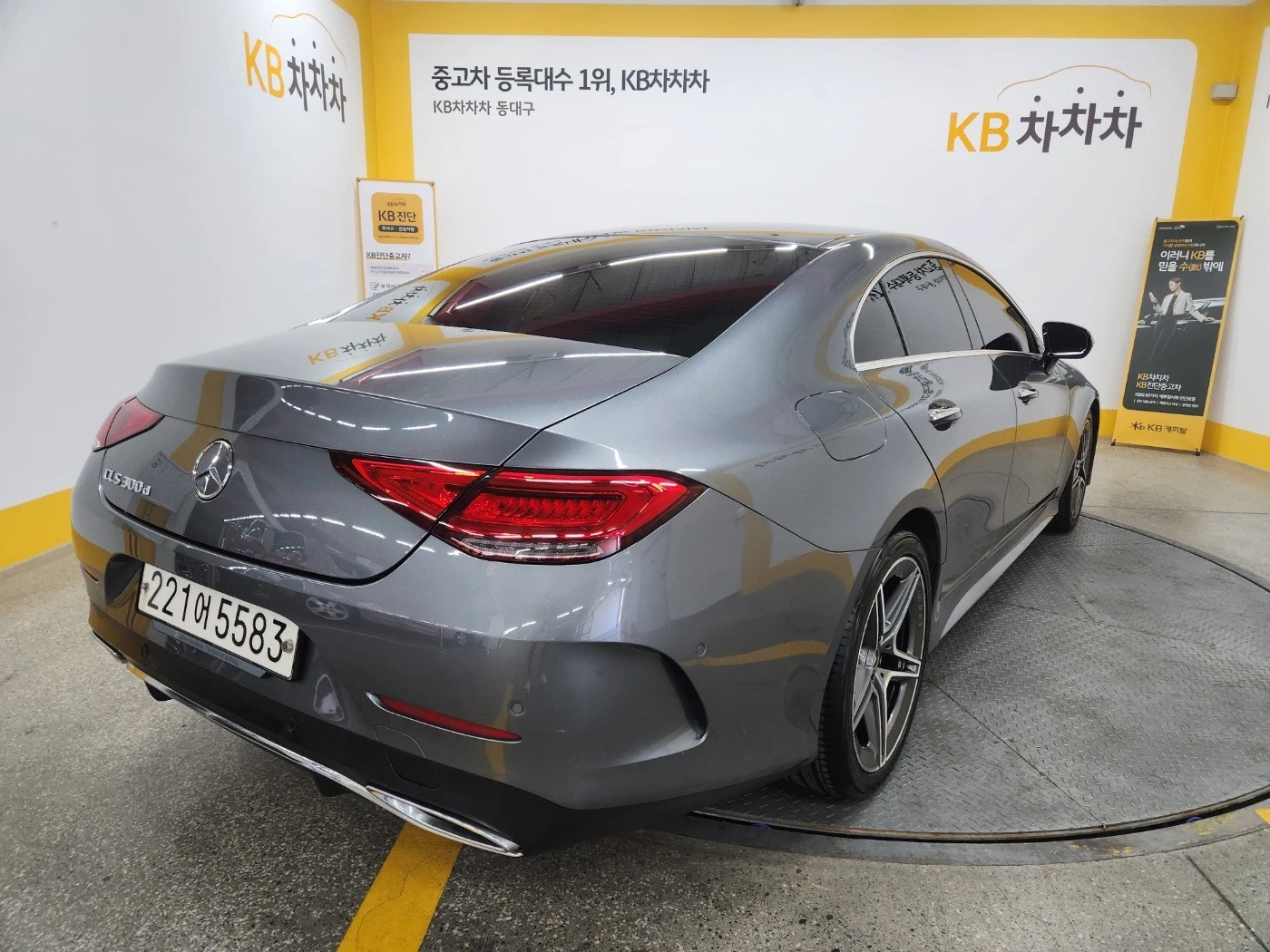 Mercedes-Benz CLS 300 D* Keyless* AMG Line * АВТОКРЕДИТ, снимка 5 - Автомобили и джипове - 54576482