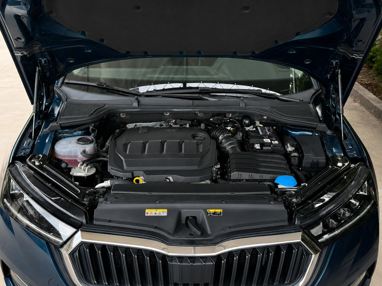 Skoda Octavia 2.0 TDI DSG ОЧАКВАН ВНОС, снимка 16 - Автомобили и джипове - 54609726
