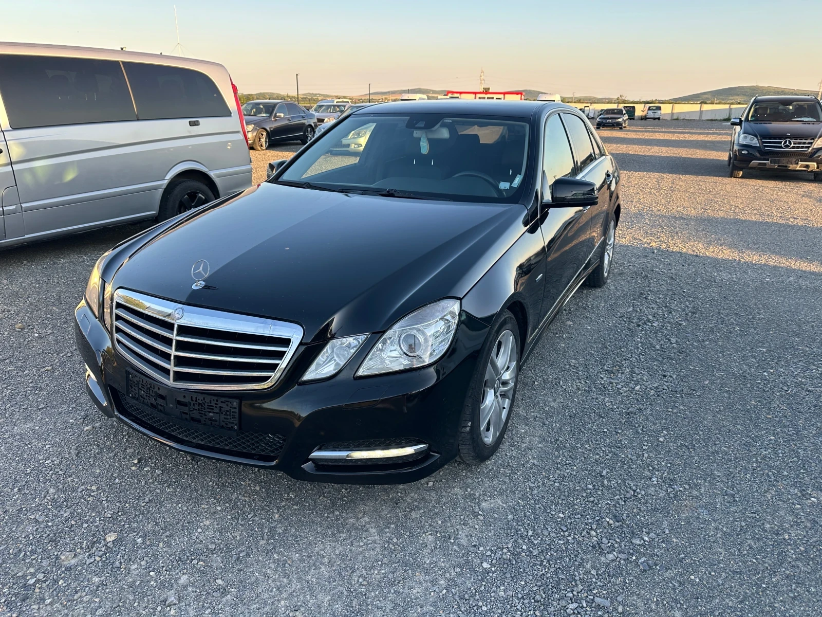 Mercedes-Benz E 220 AVANTGARDE* 2.2CDI* 170к.с* КОЖА* НАВИ