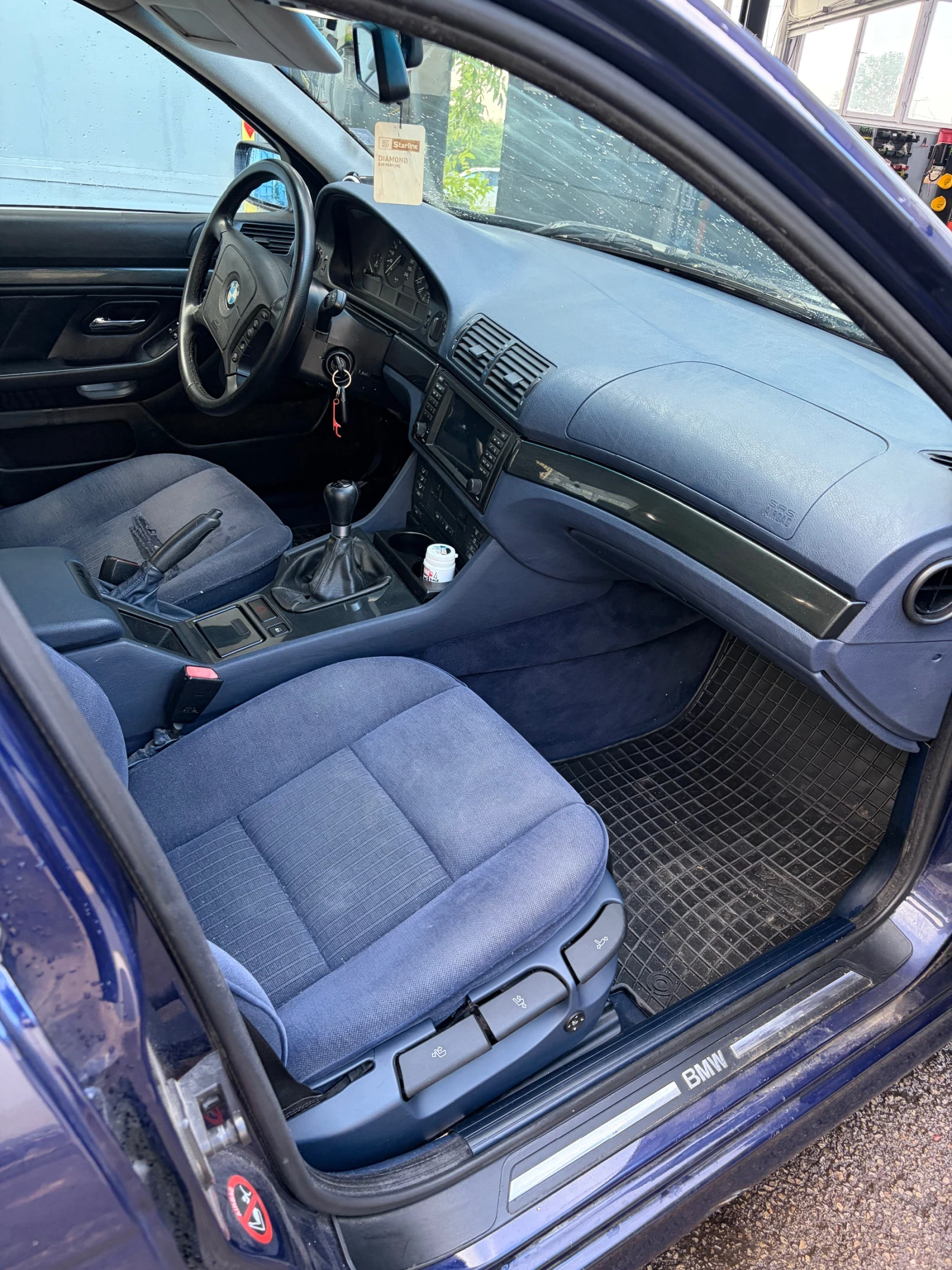 BMW 525 Tds, снимка 8 - Автомобили и джипове - 55168363