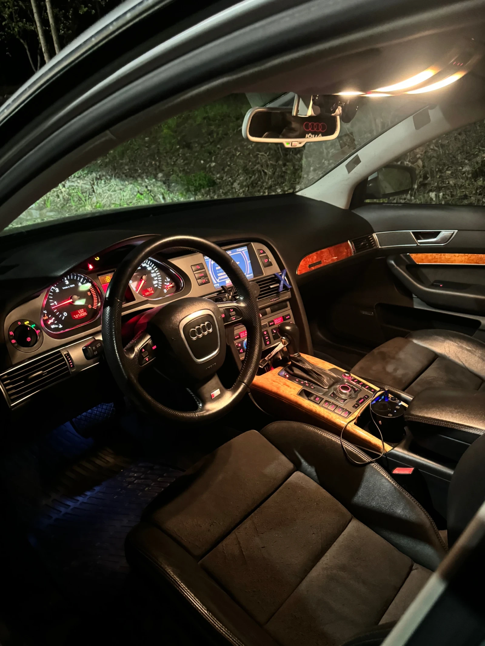 Audi A6, снимка 2 - Автомобили и джипове - 55335125