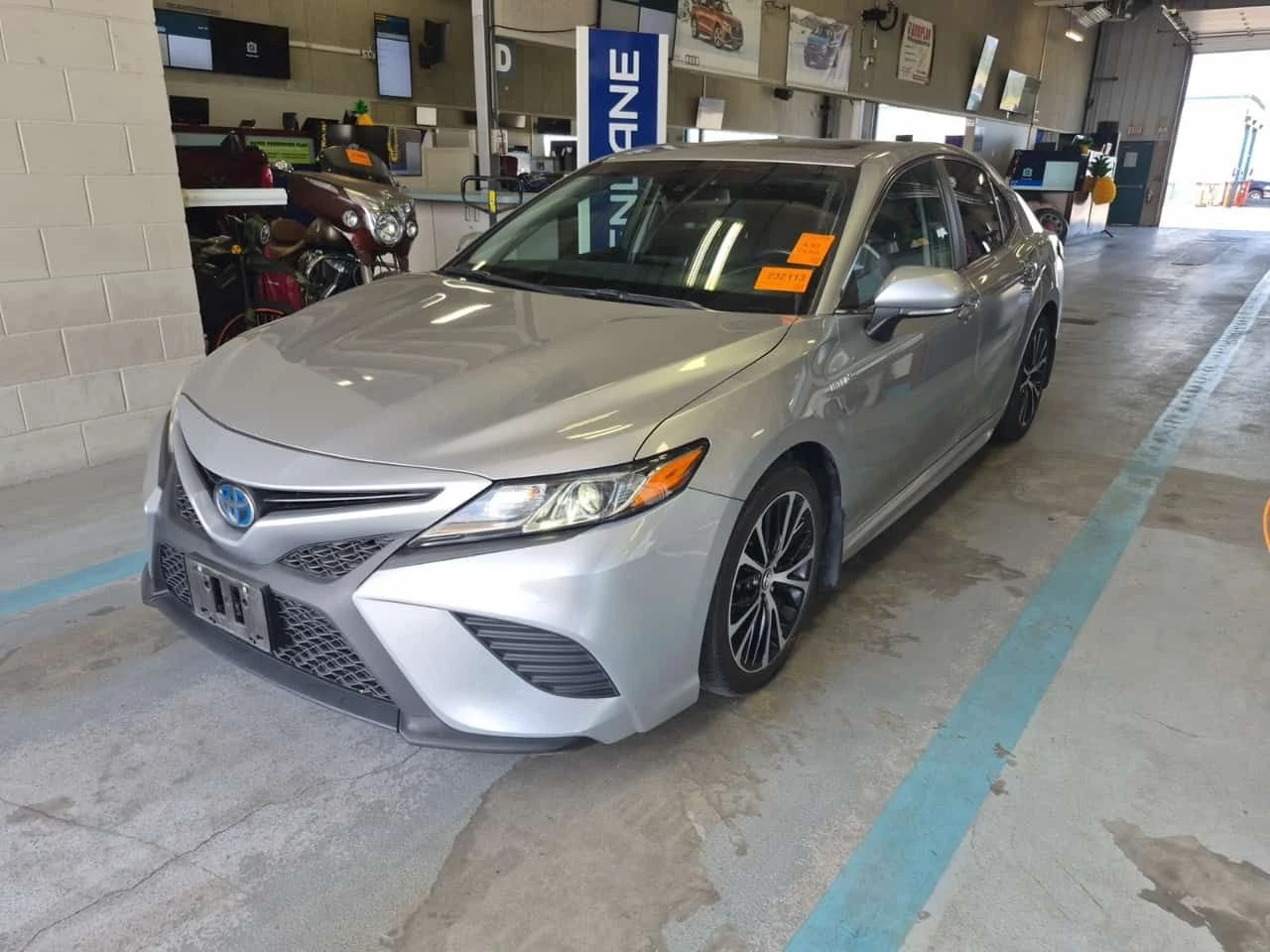 Toyota Camry * HYBRID SE * CARFAX * 