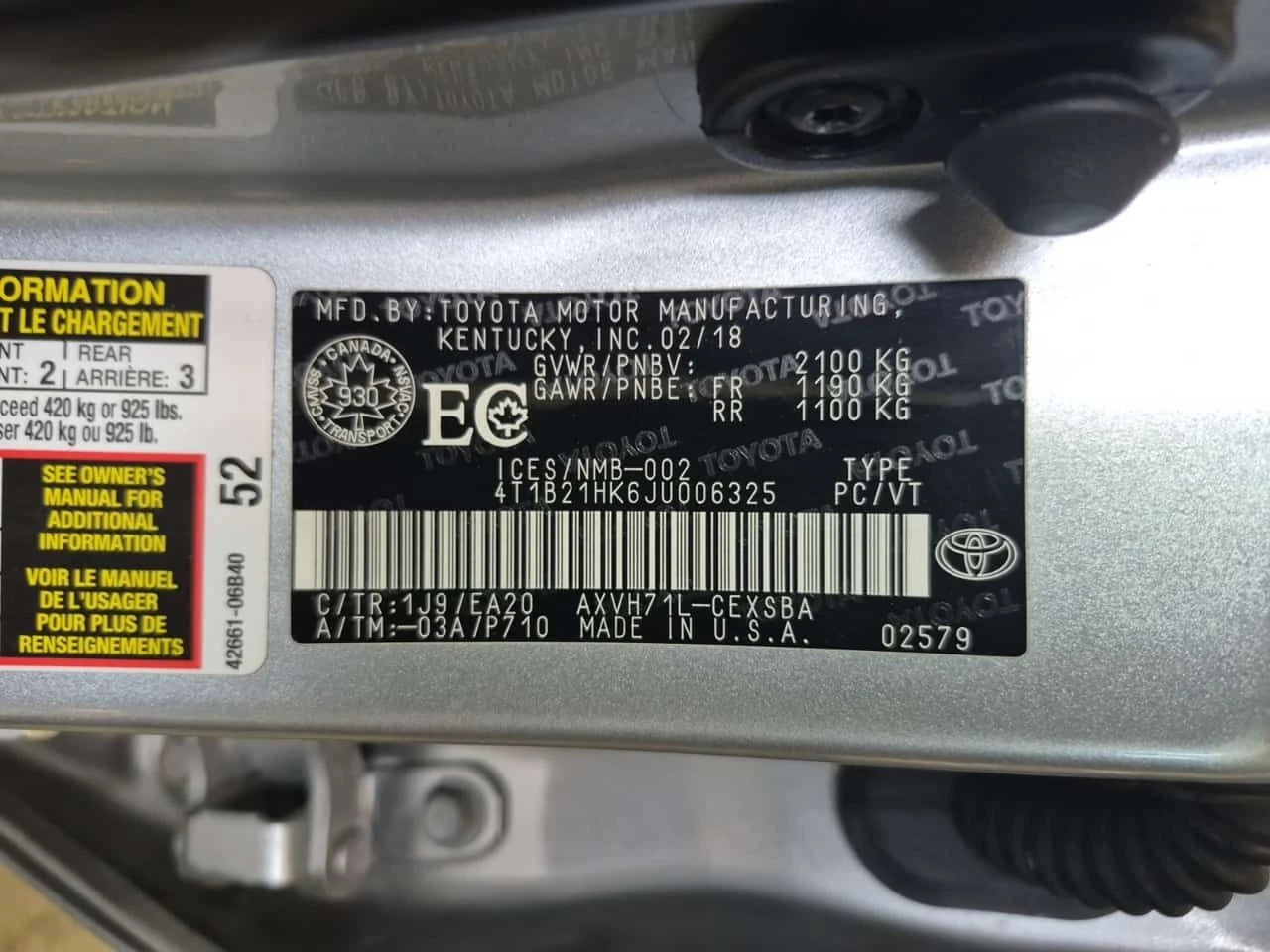 Toyota Camry * HYBRID SE * CARFAX * , снимка 14 - Автомобили и джипове - 55571155