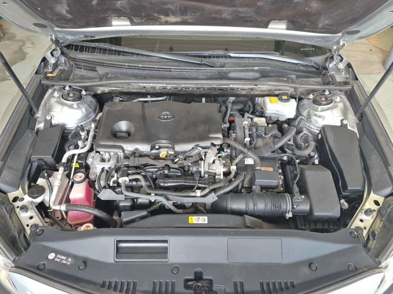 Toyota Camry * HYBRID SE * CARFAX * , снимка 16 - Автомобили и джипове - 55571155