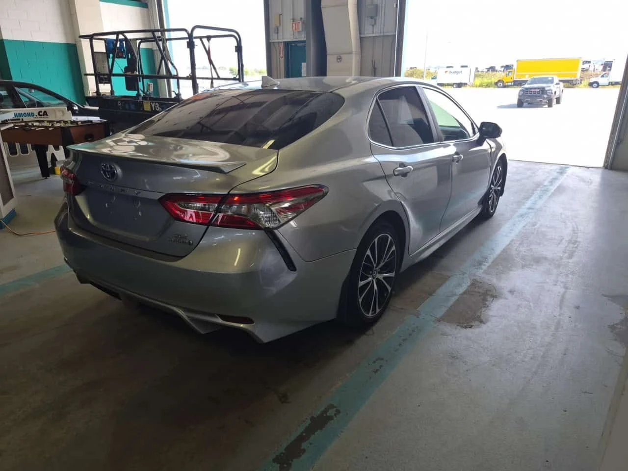 Toyota Camry * HYBRID SE * CARFAX * , снимка 3 - Автомобили и джипове - 55571155
