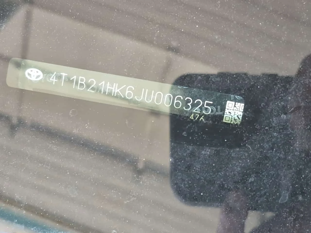 Toyota Camry * HYBRID SE * CARFAX * , снимка 15 - Автомобили и джипове - 55571155