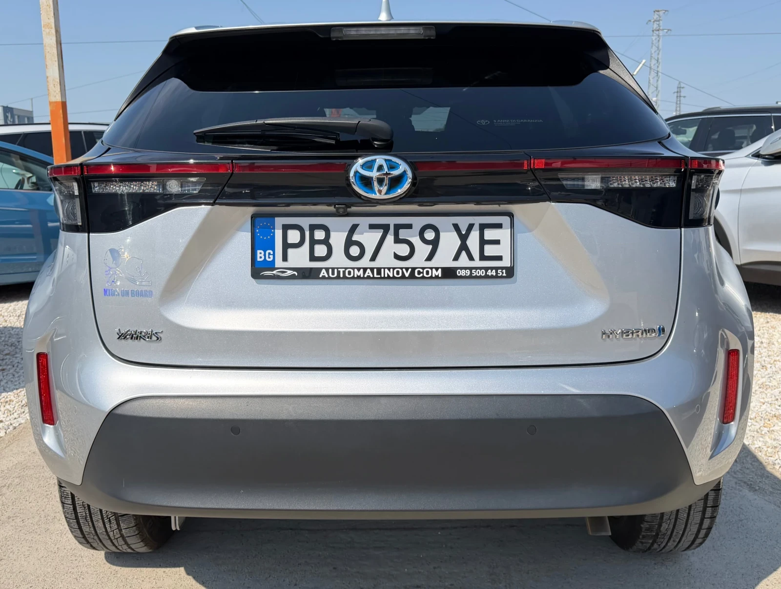 Toyota Yaris Cross Car play, подгрев, дистроник, снимка 5 - Автомобили и джипове - 55781178