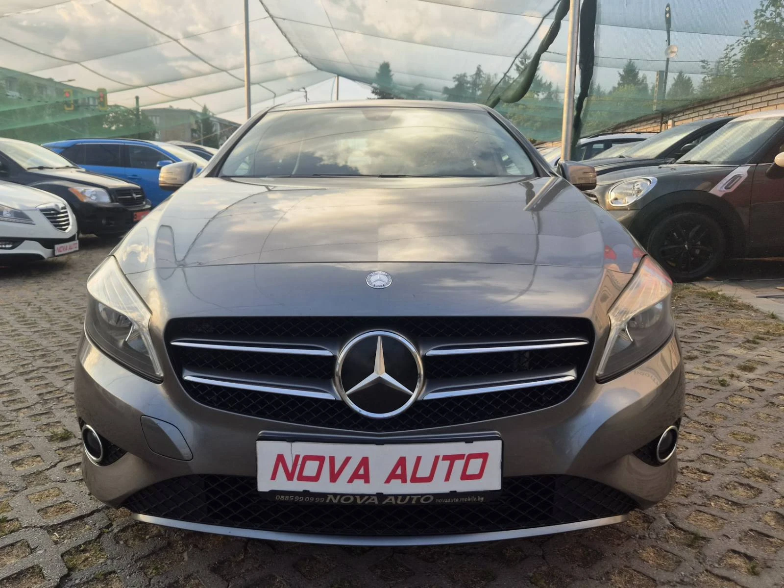 Mercedes-Benz A 180 БЕНЗИН, снимка 6 - Автомобили и джипове - 55802321