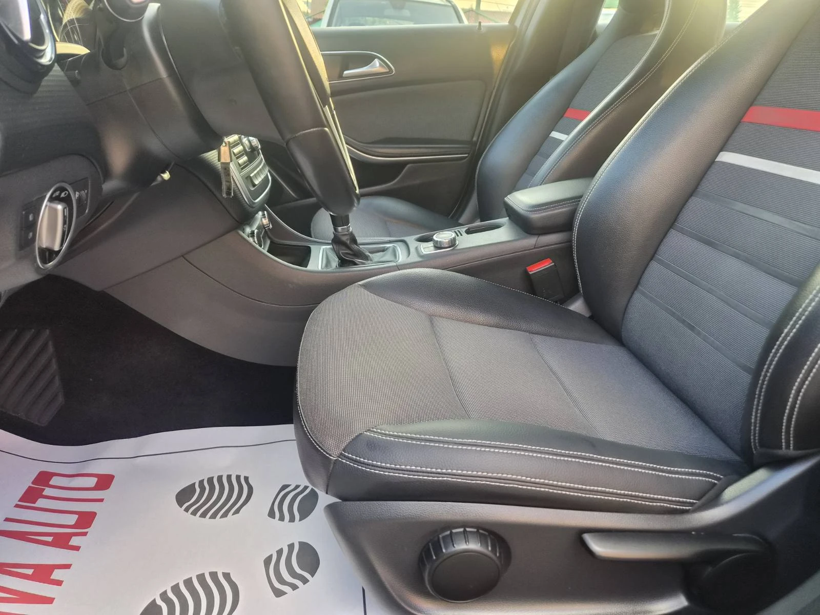 Mercedes-Benz A 180 БЕНЗИН, снимка 7 - Автомобили и джипове - 55802321