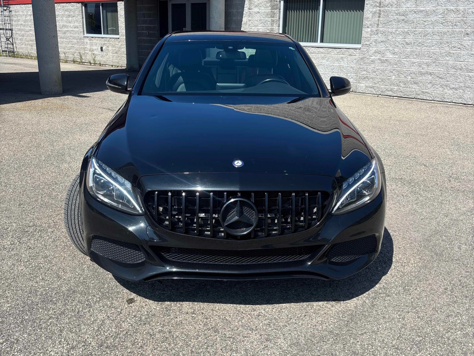 Mercedes-Benz C 300 4MATIC* CARFAX * АВТОКРЕДИТ* , снимка 6 - Автомобили и джипове - 55932747