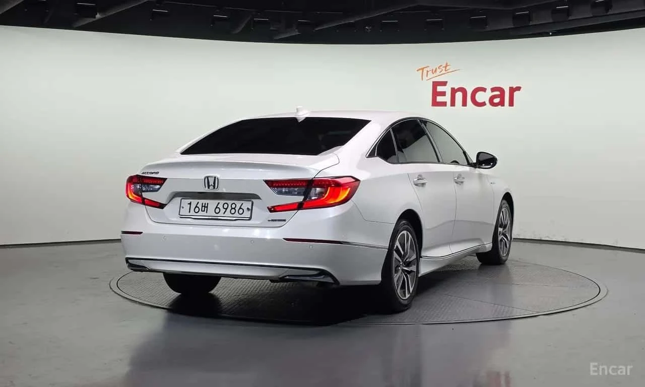 Honda Accord * 2.0 Hybrid EX L * 4 �������� * ������� * ������  | Mobile.bg � ����������� 2