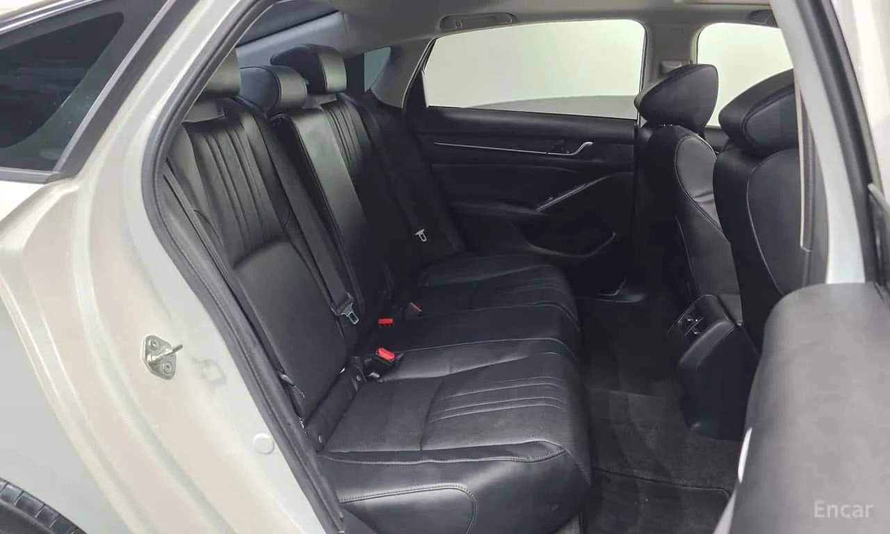 Honda Accord * 2.0 Hybrid EX L * 4 �������� * ������� * ������  | Mobile.bg � ����������� 14
