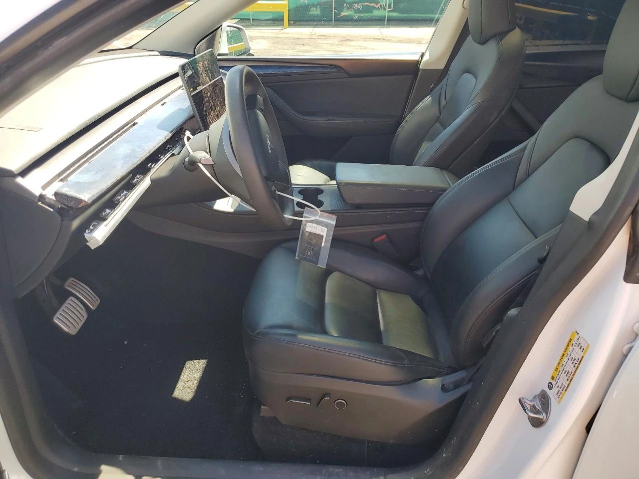 Tesla Model Y, снимка 7 - Автомобили и джипове - 56376492
