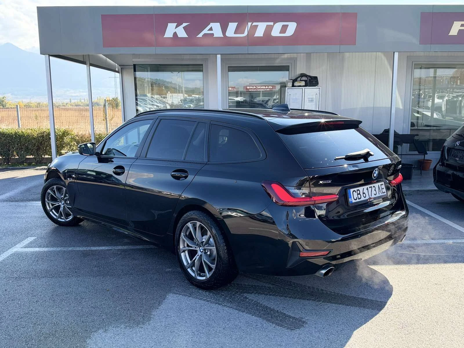 BMW 330 E/XDRIVE/PLUG IN, снимка 2 - Автомобили и джипове - 56677138