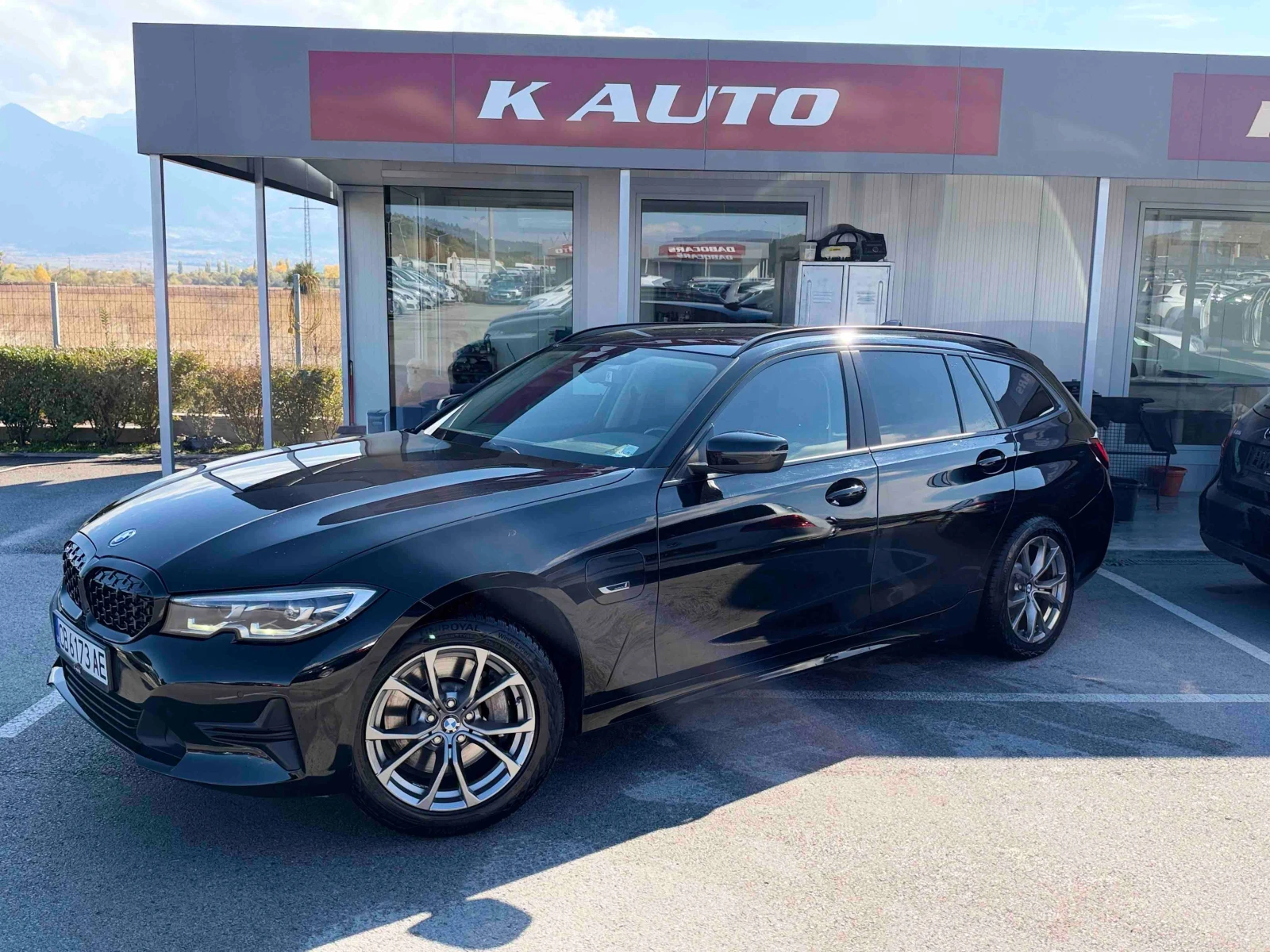 BMW 330 E/XDRIVE/PLUG IN