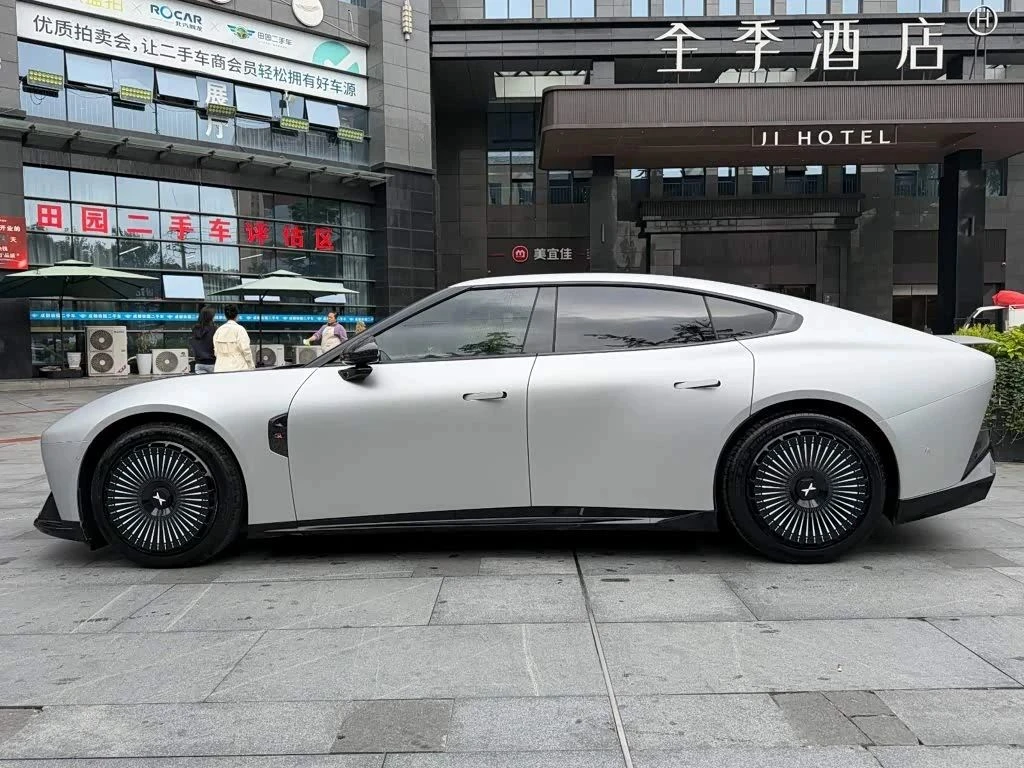 Xpeng P7, снимка 3 - Автомобили и джипове - 56700324